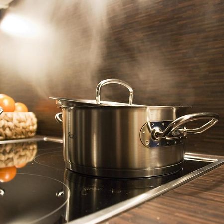 Loft Am Ring Hotel Кёльн Экстерьер фото